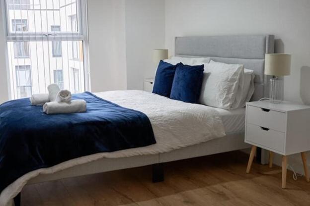 Modern Central Apartment - City Centre - Fast Wifi - Near Utilitia Arena & Icc برمنغهام المظهر الخارجي الصورة